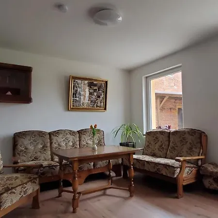 Haus Oderbruch * Neulewin